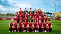 Roma, nuova foto di squadra dopo il mercato. Sui social arriva il backstage – VIDEO