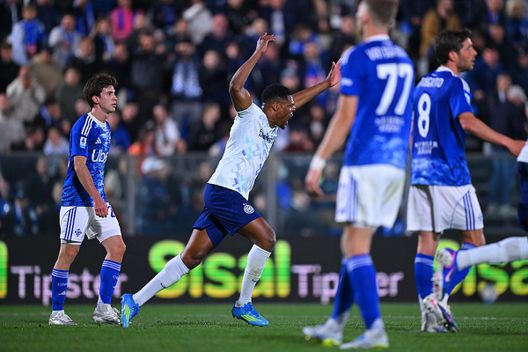 Dumfries: “Grande vittoria ma per lo scudetto non è chiusa. Mi sono guardato attorno e pensavo…”- immagine 2