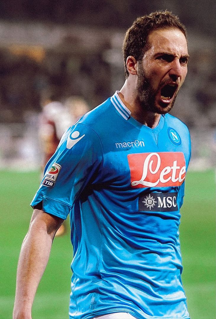 Il Napoli rivive le vecchie sfide contro il Torino: quante emozioni! – LA FOTOGALLERY - immagine 3