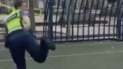 VIDEO – Il gol più bello della giornata? Lo ha segnato la polizia olandese!