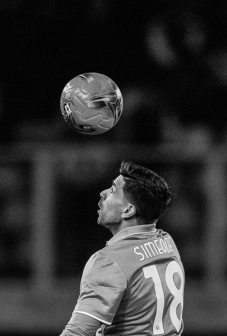 GALLERY Solidità, la caratteristica del Napoli di Conte: i suggestivi scatti - immagine 9