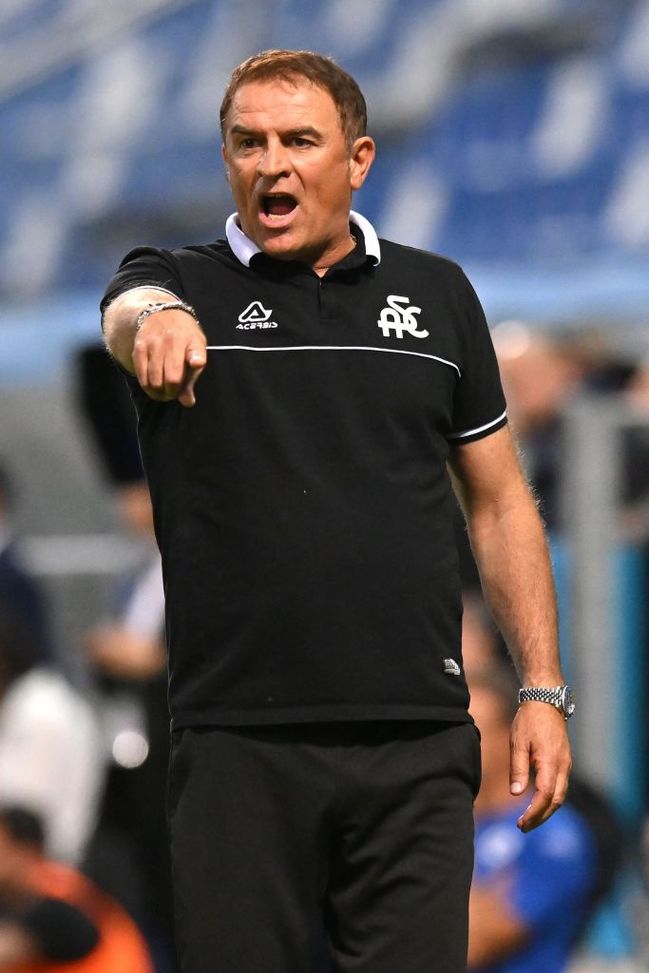 (Photo by Alessandro Sabattini/Getty Images) Spezia in B, Semplici: “Chiedo scusa alla piazza – Resto? Non so niente”- immagine 2