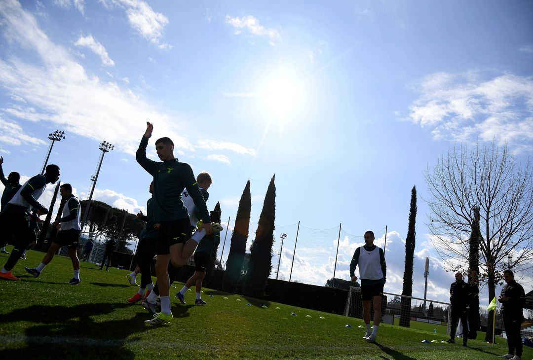 Lazio, prima del Bologna il ritiro a Coverciano: le foto dell’allenamento – GALLERY - immagine 51