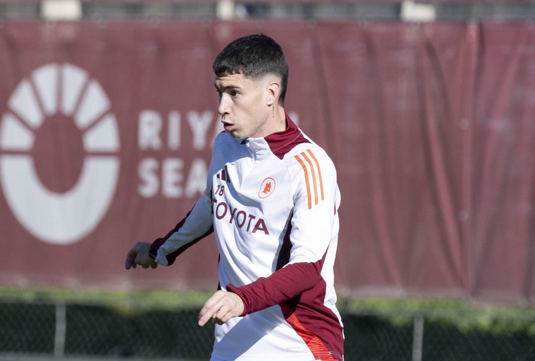 Trigoria, lavoro sul campo in vista dell’Atalanta. C’è Shomurodov – FOTO GALLERY - immagine 6