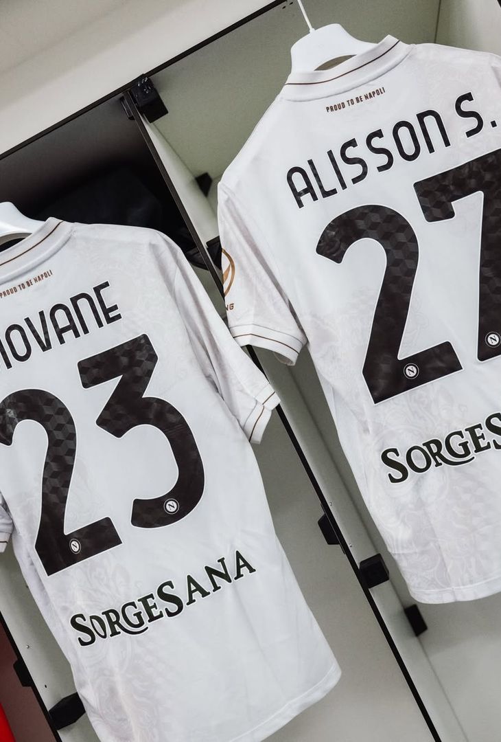 Tutto pronto nello spogliatoio: scelta la divisa del Napoli a Verona – LE FOTO - immagine 4