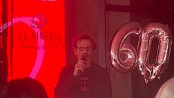 Gegio lancia i cori al Milan Club Padova | VIDEO PM