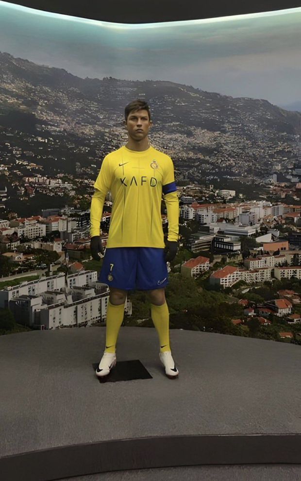 Arabia, nel centro di Riad: una statua in cera per Cristiano Ronaldo!- immagine 2