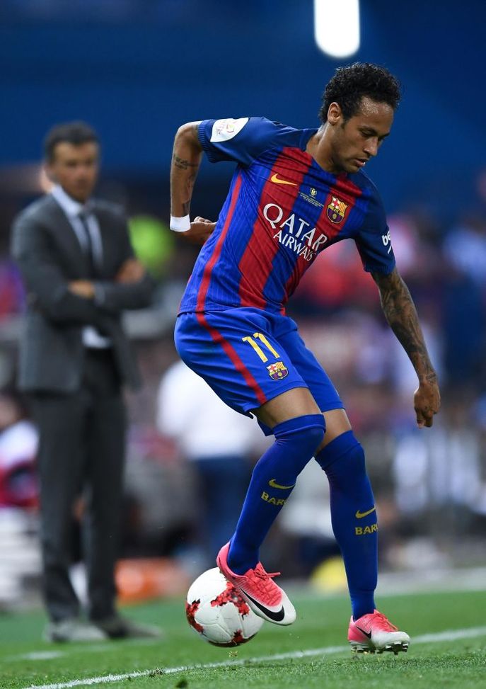 Yamal: “Voglio rinnovare presto con il Barça, è il club della mia vita. Il mio idolo? Neymar”- immagine 4