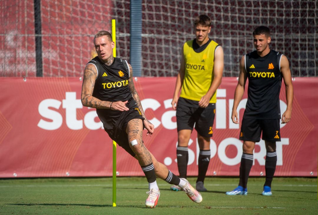 Roma, la ripresa degli allenamenti a Trigoria – FOTO GALLERY- immagine 1