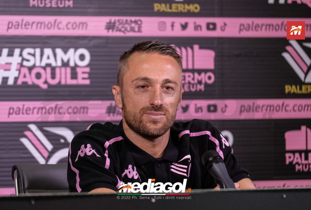 FOTO RITIRO PALERMO, Roberto Floriano in conferenza stampa (Gallery) - immagine 24