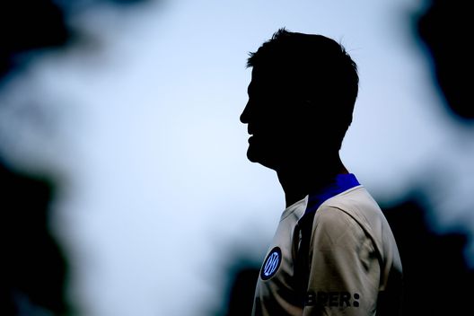 Popescu: “Chivu? Coraggio straordinario. Difficile rifiutare l’Inter. Non pensavo…”- immagine 2