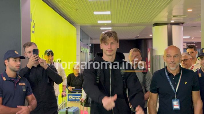 Ziolkowski è arrivato a Roma! Ora le visite mediche, poi la firma fino al 2030 Ziolkowski è arrivato a Roma! Ora le visite mediche, poi la firma fino al 2030 - immagine 1
