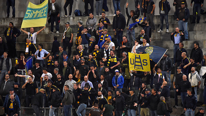 I tifosi del Verona e quell’ingresso “ritardato”: una storia già vista I tifosi del Verona e quell’ingresso “ritardato”: una storia già vista - immagine 1