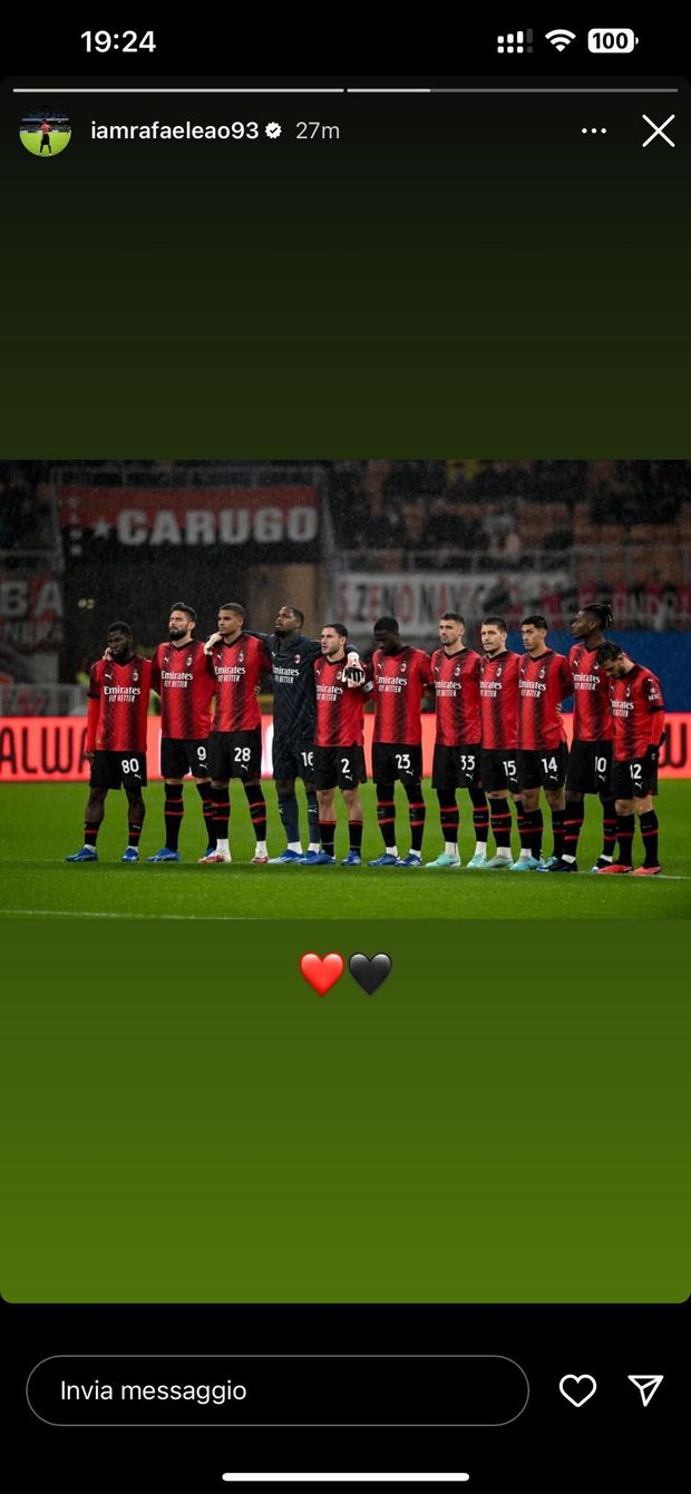 Milan, Leao posta una foto della squadra con i cuori rossoneri | News- immagine 2