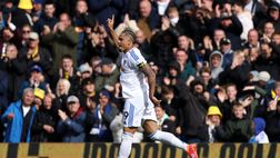 VIDEO – Okafor sta per segnare, ma in campo appare… un pallone da spiaggia!