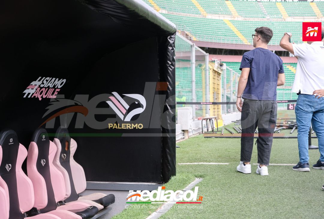 FOTO PALERMO, i tifosi rosanero in tour allo stadio ‘Renzo Barbera’ (GALLERY) - immagine 21