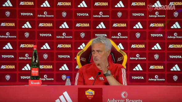 Mourinho e la partita in procura: aleggia sempre il rischio squalifica- immagine 2