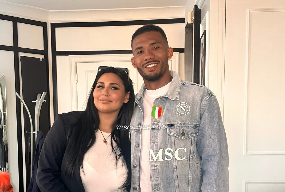 Giacca speciale per Juan Jesus: spunta anche un tappetino particolare! – LE FOTO- immagine 1