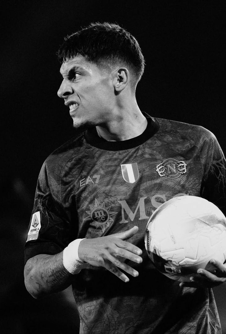 “Sweat over glory”, il Napoli celebra la vittoria contro il Lecce – GALLERY - immagine 9