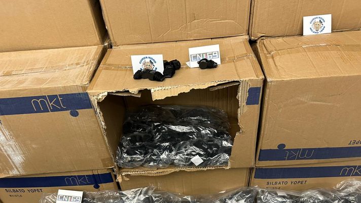 Repubblica – Fischietti, ieri alle 12 l’ok. Poi ha fatto tutto la Roma: protesta in Questura e… - immagine 1