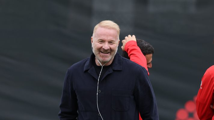 CAIRATE, ITALY - OCTOBER 31: Sporting director AC Milan Igli Tare smiles during AC Milan training session at Milanello on October 31, 2025 in Cairate, Italy. (Photo by Claudio Villa/AC Milan via Getty Images) tare-lazio-milan