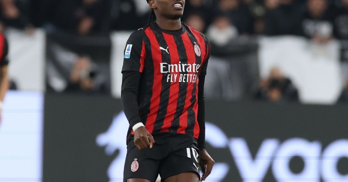 Pedullà duro su Leao: “Un calciatore con le sue qualità non può entrare cosi male”