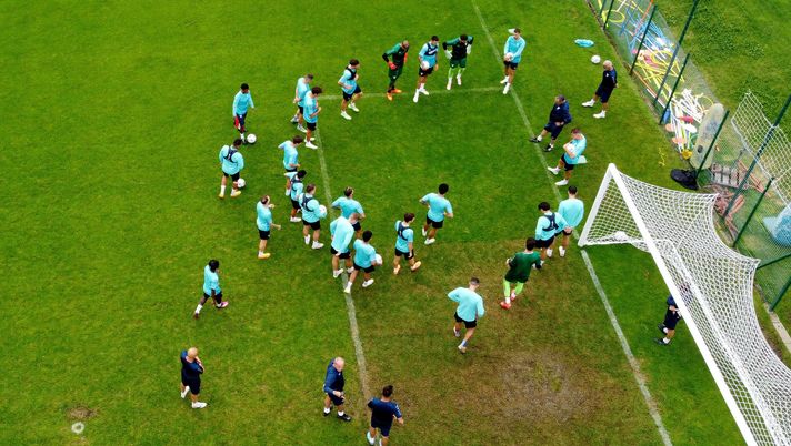 Sarri tiene a rapporto la Lazio