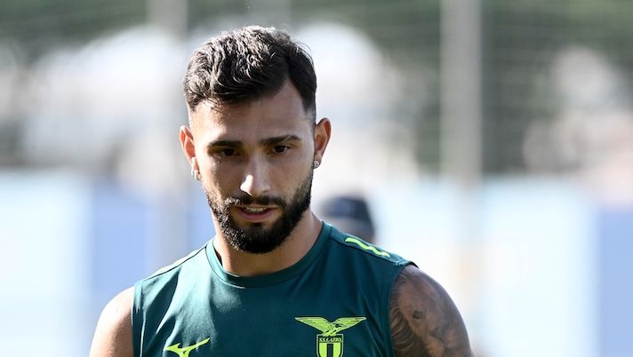 ROME, ITALY - SEPTEMBER 17: Valentin Castellanos of SS Lazio during the SS Lazio training session at the Formello Sport Centre on September 17, 2025 in Rome, Italy. (Photo by Marco Rosi - SS Lazio/Getty Images) Lazio, emergenza a centrocampo. Le novità di formazione: Basic, Pellegrini, Taty, Isaksen… - immagine 1