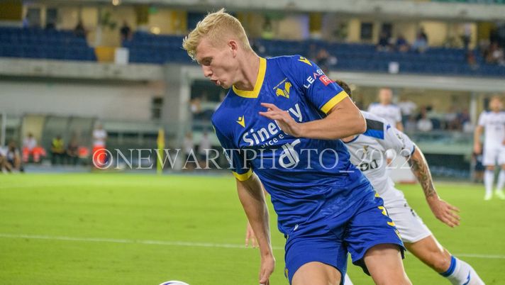 L’Hellas vende a spron battuto: Doig al Bologna, si va in chiusura per 6 milioni L’Hellas vende a spron battuto: Doig al Bologna, si va in chiusura per 6 milioni - immagine 1