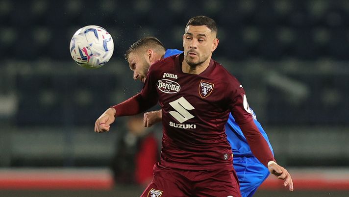 EMPOLI, ITALY - APRIL 6: Antono Sanabria of Torino FC in action against Sebastian Walukiewicz of Empoli FC during the Serie A TIM match between Empoli FC and Torino FC - Serie A TIM at Stadio Carlo Castellani on April 6, 2024 in Empoli, Italy.(Photo by Gabriele Maltinti/Getty Images) Torino-Juventus, le formazioni ufficiali: c’è Sanabria con Zapata - immagine 1