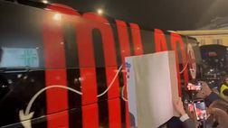 VIDEO, Parma-Milan: pullman rossonero arrivato al ‘Tardini’ | PM News