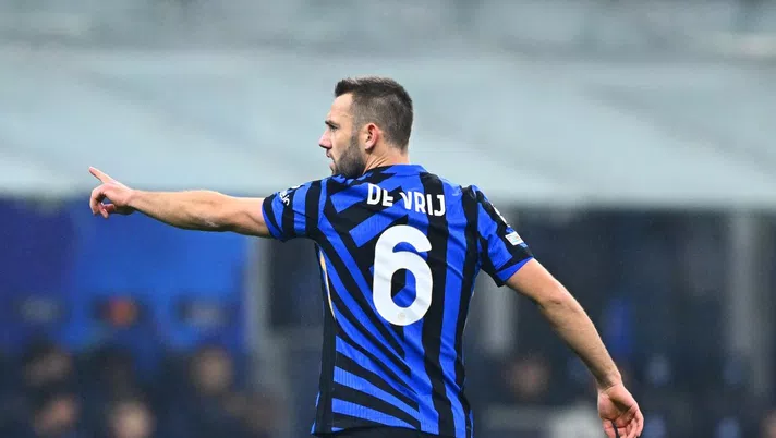 De Vrij è di nuovo un muro: l’Inter ora pensa al rinnovo. E tra lui e Acerbi… - immagine 1
