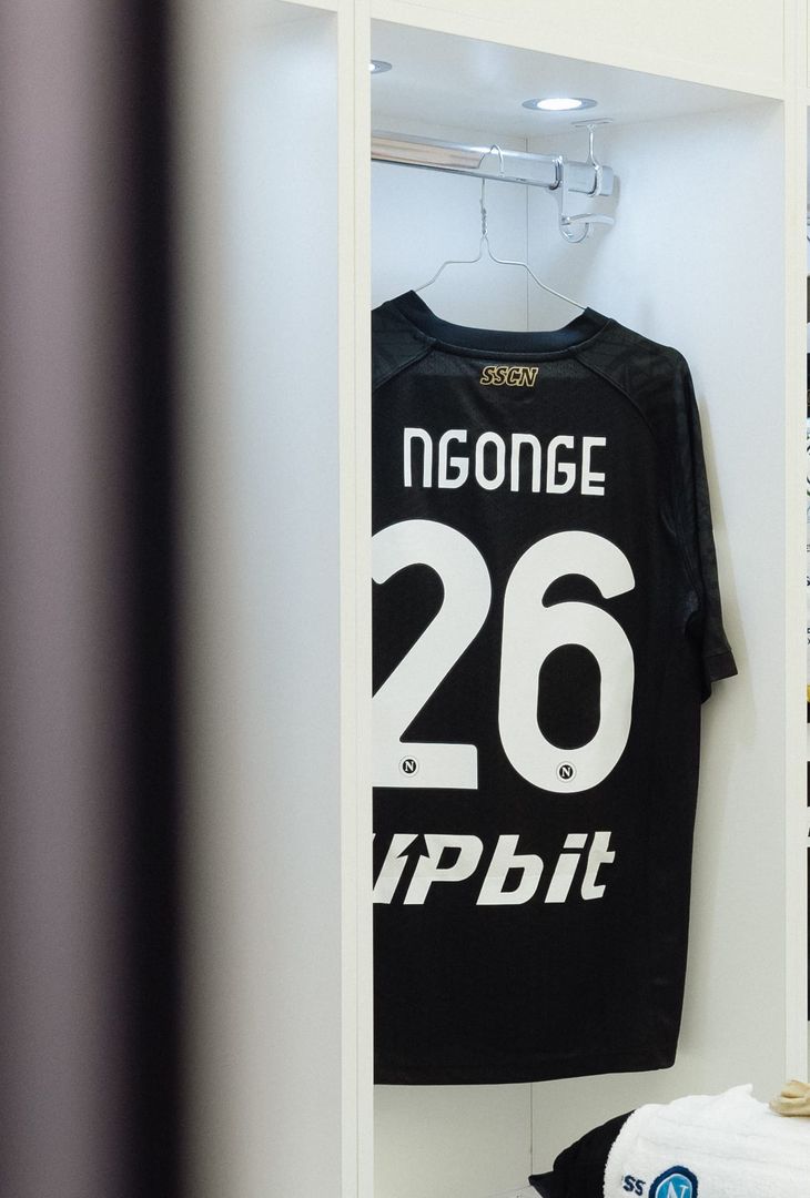 GALLERY Napoli carico per la sfida con l’Empoli: gli scatti dallo spogliatoio azzurro - immagine 4