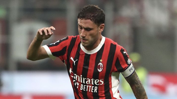 Davide Calabria AC Milan Milan-Torino 2-2 Serie A 2024-2025