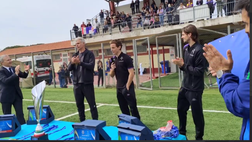 VIDEO VN Bove acclamato: “Grazie, mi date coraggio per tornare a giocare”