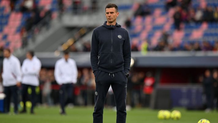 BOLOGNA, ITALY - MAY 14: Thiago Motta head coach of Bologna FC during the Serie A match between Bologna FC and AS Roma at Stadio Renato Dall'Ara on May 14, 2023 in Bologna, Italy. (Photo by Alessandro Sabattini/Getty Images) Pecini: “Il Bologna può consolidarsi, occhio a Fiorentina e Toro” - immagine 1