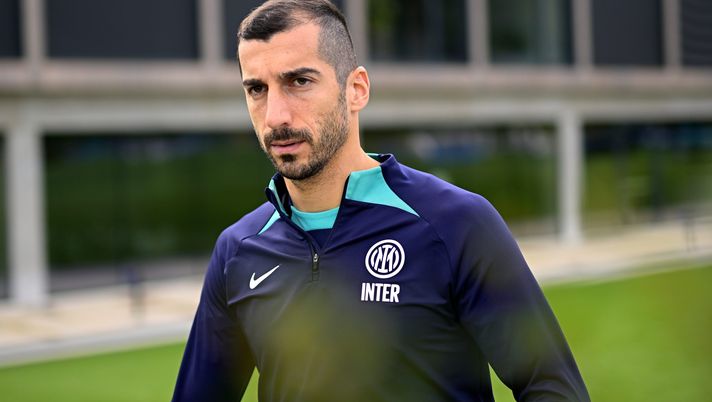 mkhitaryan inter genoa