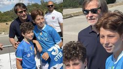 Ultime ore a Castel Volturno per Conte e Oriali: abbracci e cori per loro – LE FOTO
