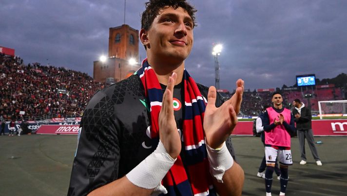 BOLOGNA, ITALY - NOVEMBER 09: Massimo Pessina of Bologna FC during the Serie A match between Bologna FC 1909 and SSC Napoli at Renato Dall'Ara Stadium on November 09, 2025 in Bologna, Italy. (Photo by Alessandro Sabattini/Getty Images) Cor Sport – Pessina cresce: è già nel cuore del Dall’Ara - immagine 1