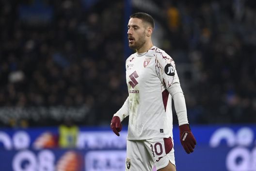 BERGAMO, ITALY - JANUARY 10: Nikola Vlasic of Torino FC in action during the Serie A match between Atalanta BC and Torino FC at Gewiss Stadium on January 10, 2026 in Bergamo, Italy. (Photo by Stefano Guidi - Torino FC/Torino FC 1906 via Getty Images)