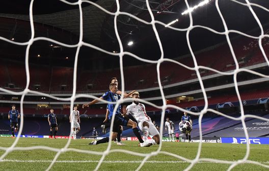 Il gol decisivo di Choupo-Moting in pieno recupero. (Foto di David Ramos/Getty Images) Psg-Atalanta, possibile rivincita per la Dea? Il pronostico di DDD- immagine 3