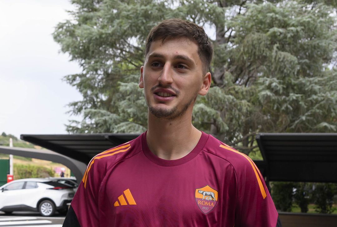 Trigoria, le immagini del primo giorno di ritiro – FOTO GALLERY - immagine 3