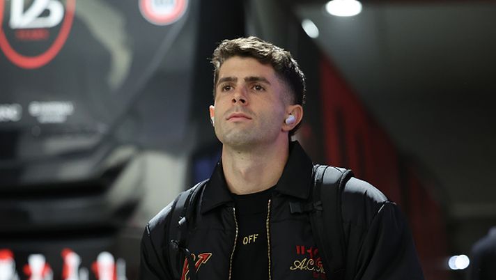 MILAN, ITALY - NOVEMBER 30:  Christian Pulisic of AC Milan arrives before the Serie A match between Milan and Empoli at Stadio Giuseppe Meazza on November 30, 2024 in Milan, Italy. (Photo by Claudio Villa/AC Milan via Getty Images)  Milan-Roma, per Pulisic ancora lavoro differenziato - immagine 1