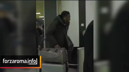 VIDEO – Gourna-Douath è arrivato a Roma: le prime immagini da giocatore giallorosso