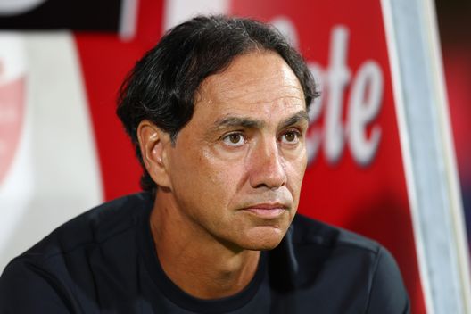 MONZA, ITALY - AUGUST 24: Alessandro Nesta Head Coach of AC Monza during the Serie A match between Monza and Genoa at U-Power Stadium on August 24, 2024 in Monza, Italy. (Photo by Francesco Scaccianoce/Getty Images) Monza, Nesta: “Ci manca la stoccata decisiva. Maldini? Può fare meglio”- immagine 2