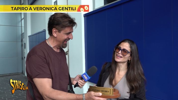 Isola dei Famosi, per Veronica Gentili arriva ‘la base’ del Tapiro - immagine 1
