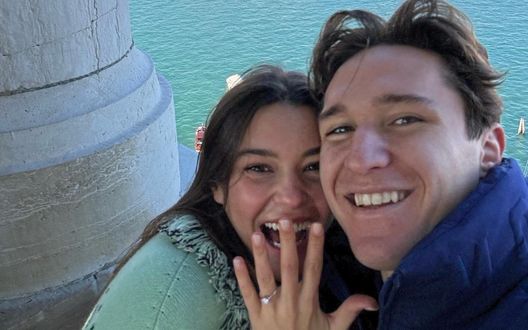 Addio al nubilato, Lucia Bramani festeggia con le sue amiche del cuore: “La ragazza di Chiesa” Addio al nubilato, Lucia Bramani festeggia con le sue amiche del cuore: “La ragazza di Chiesa” - immagine 1