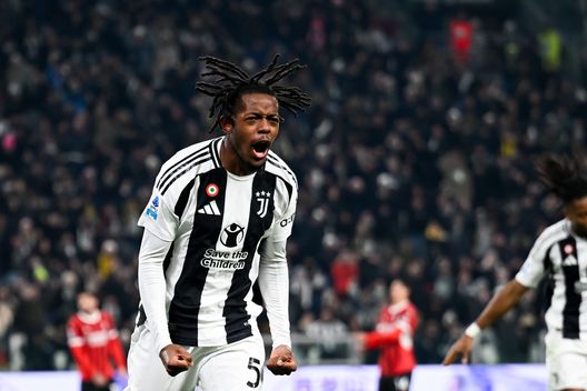 Uno-due shock, Mbangula e Weah stendono il Milan: la Juve vince 2-0 all’Allianz - immagine 1