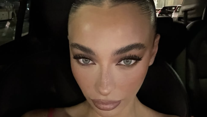 Geolier e Chiara Frattesi sempre più innamorati. In snowboard a Sankt Moritz insieme - immagine 1