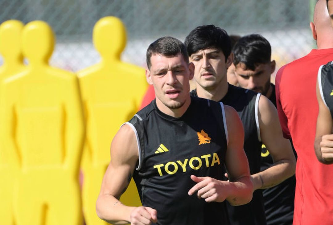 Roma, a Trigoria si lavora per preparare la sfida al Servette – FOTO GALLERY - immagine 18